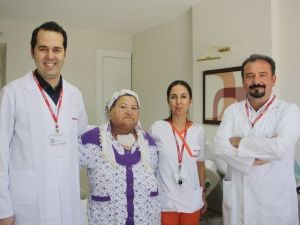 Göğsünden Dil Yapıldı