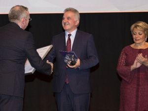 Sakarya Üniversitesine Mükemmellik Ödülü