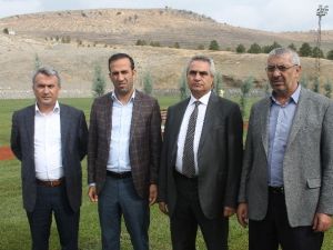 Gevrek, Antrenman Sahalarında İncelemelerde Bulundu