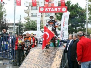 Doğu Avrupa Ekstrem Ve Türkiye Enduro Şampiyonası Seremoni Startı Verildi