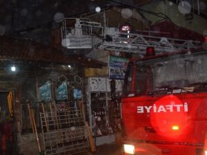 Sapanca’da Korkutan Yangın