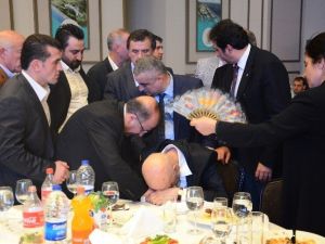 Trabzonspor’un Efsane Teknik Direktörlerinden Özyazıcı Hastaneye Kaldırıldı