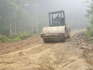 Akçakoca’da Orman Yolunda Üst Yapı Çalışmaları Tamamlandı