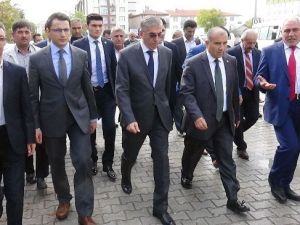 Enerji Ve Tabii Kaynaklar Bakanı Ali Rıza Alaboyun: