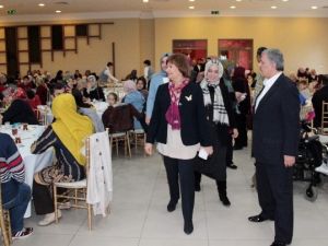 Ak Parti Milletvekili Adayları, Üsküdar’da Engelli Vatandaşlarla Buluştu