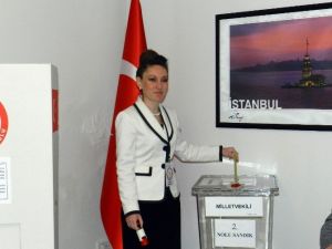 Kosova’daki Türk Vatandaşları Sandık Başına Gitti