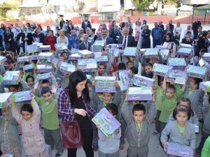 Gemlik Belediyesi’nden Öğrencilere Eğitim Seti