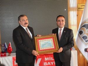 Bakan Eroğlu’na “Suyun Sinan”ı Unvanı