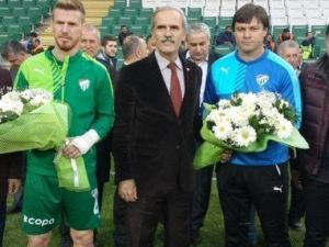 Timsah, Yuvasında İlk Antrenmanını Yaptı