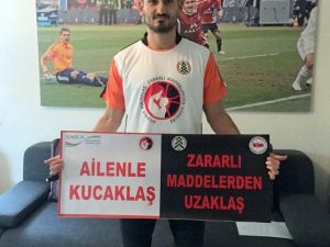 Ünlü Futbolcudan Memleketindeki Projeye Destek