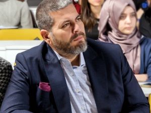 Levent Uysal: "Cumhuriyeti Yaşatmanın Yolu Eğitimden Geçer"