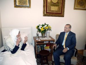 Erdoğan Ailesinden Günay Anne’ye Ziyaret