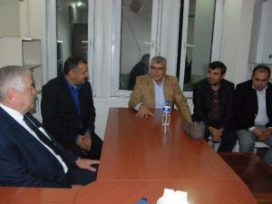 Bozgeyik Ailesi Ak Parti’ye Katıldı