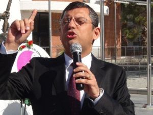 Chp’li Özel Alternatif Törende Konuştu: