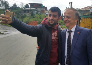 Prof. Dr. Köymen Köy Köy Dolaşıyor