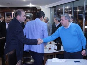Ak Parti’li Hurşit Yıldırım, Demokrat Partililer İle Bir Araya Geldi