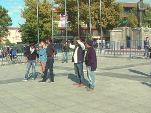 Ldp Adayından 10 Kişiye Miting