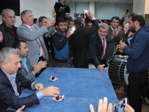 Ak Partili Metin Külünk: “Romanlar Bu Ülkenin Ayrılmaz Parçasıdır”