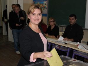 Chp Genel Başkan Yardımcısı Böke Oyunu Erken Saatlerde Kullandı