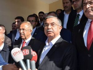 Tbmm Başkanı Yılmaz Oyunu Kullandı