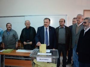 Bakan Eroğlu Oyunu Afyonkarahisar’da Kullandı
