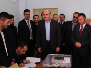 Başbakan Yardımcısı Kurtulmuş Oyunu Kullandı