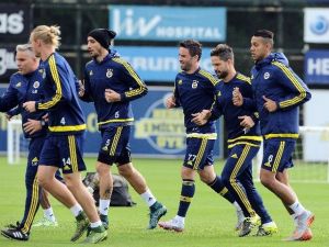 Fenerbahçe, Ajax Maçı Hazırlıklarını Sürdürüyor