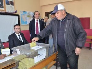 Amerikan Vatandaşı Nuri Çelik Türkiye’de İlk Kez Oy Kullandı