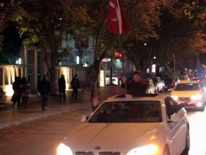 Kırşehir’de Ak Partililer Zaferi Kutladı