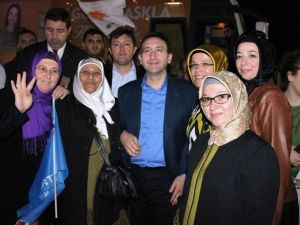 Ak Partili Turhan: “Demokrasi Bayramı Kutlu Olsun”