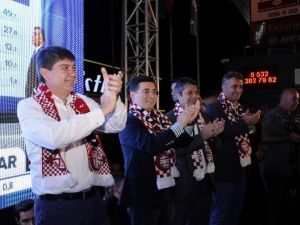 Ak Parti Antalya’da Coşkulu Kutlama