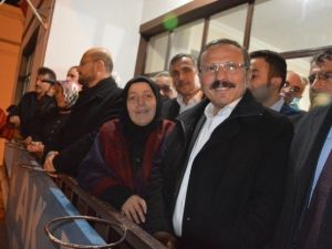 Milletvekili Beyazıt’ı Niksarlı Bağrına Bastı