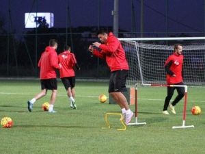 Eskişehirspor, Osmanlıspor Maçına Kilitlendi