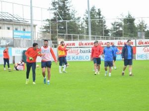 Trabzonspor’da Medipol Başakşehir Maçı Hazırlıkları Sürüyor