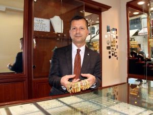 Tek Başına İktidarın Altın Piyasasına Etkisi