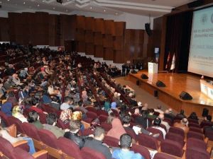 Tarihçilerin Kutbu İnalcık’ın Onuruna 100. Yıl Bilgi Şöleni