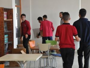 Silopi’de Görevli Öğretmen İstedi, Urla Kaymakamlığı Harekete Geçti