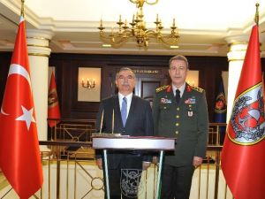 Meclis Başkanı Yılmaz’dan Orgeneral Akar’a Ziyaret