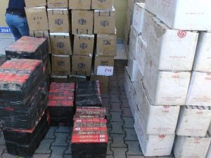 Sakarya’da 84 Bin Paket Kaçak Sigara Ele Geçirildi