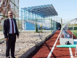 Malatya’da Amatörün Yükünü Çeken Saha Bakıma Alınacak