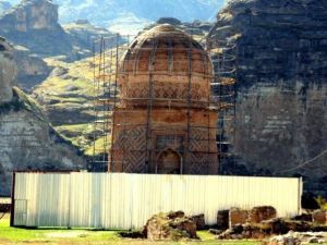 Hasankeyf’te 650 Yıllık Türbe Taşınıyor