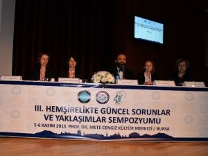 Hemşirelik Üniversitede Tartışıldı