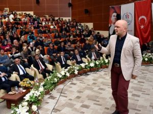 Tarihçi Talha Uğurluel Gümüşhane’de
