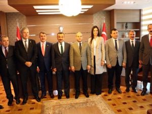 Ak Parti Samsun Milletvekilleri Mazbatalarını Aldı