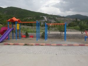 Çocuk Parkı Olmayan Köy Kalmadı
