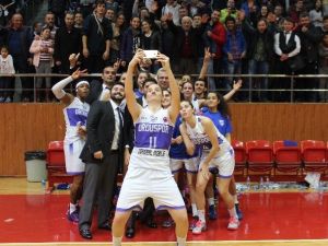 Orduspor Kadın Basketbol’un Galibiyet Sevinci