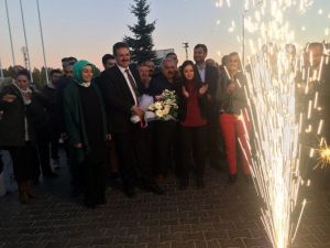 Milletvekilleri Başkente Doğru Yola Çıkıyor
