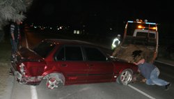 Kaza yapan sürücü, aracını yol ortasında bırakıp kaçtı