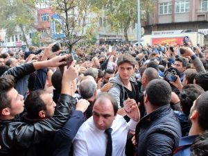 Okay Yokuşlu Sakarya’da Ts Club’ın Açılışına Katıldı