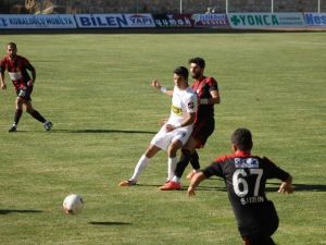 Bayburt Lidere Boyun Eğdi